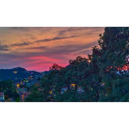 Hotel Krishna Palace, Mussoorie Dış mekan fotoğraf